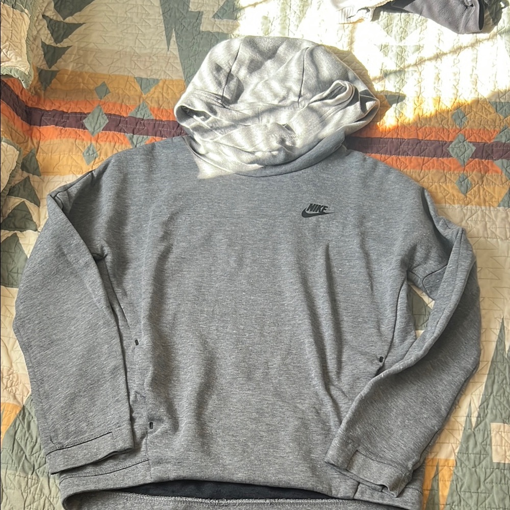 Nike Gray Hooded Sweatshirt Casual Comfort